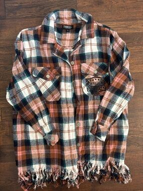 Thrill Plaid Fringe Shacket fringe hem, Western-style "Wallen" patch